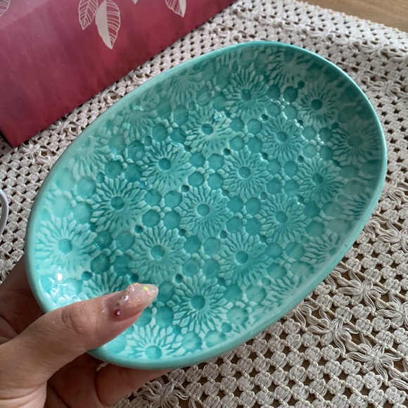 ♥️Beautiful Daisy Plate - Picture 3 of 5